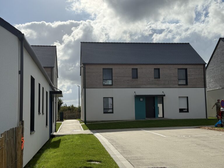 Amenatys partenaire du village fratries Ker Liamm à Plouzévédé